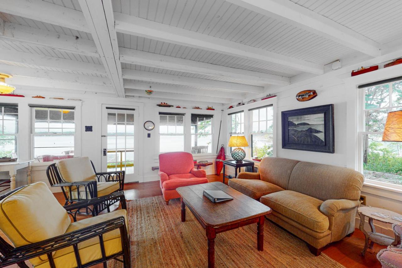 Wiley Cove - B&B Cushing