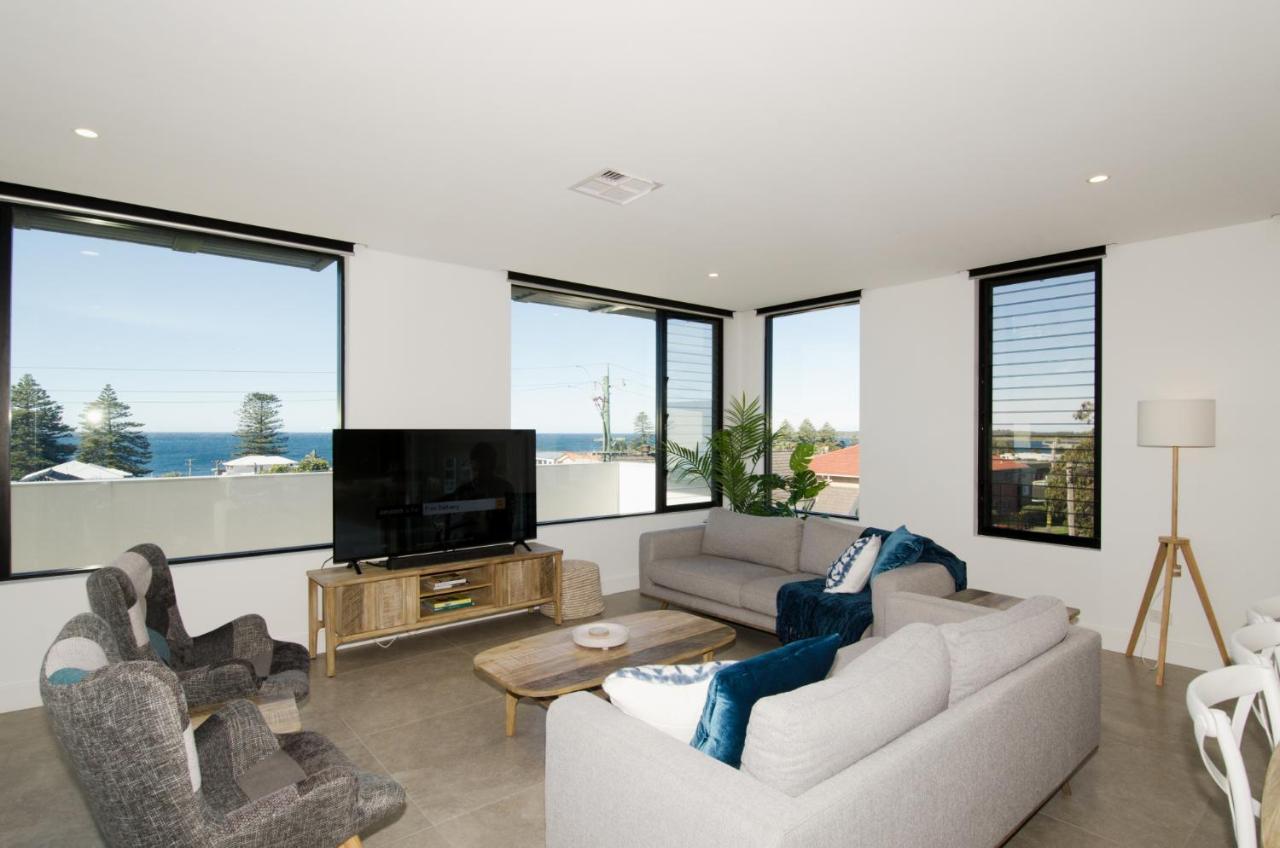 B&B Shellharbour - Shellharbour Seaview Luxury Escape - Bed and Breakfast Shellharbour