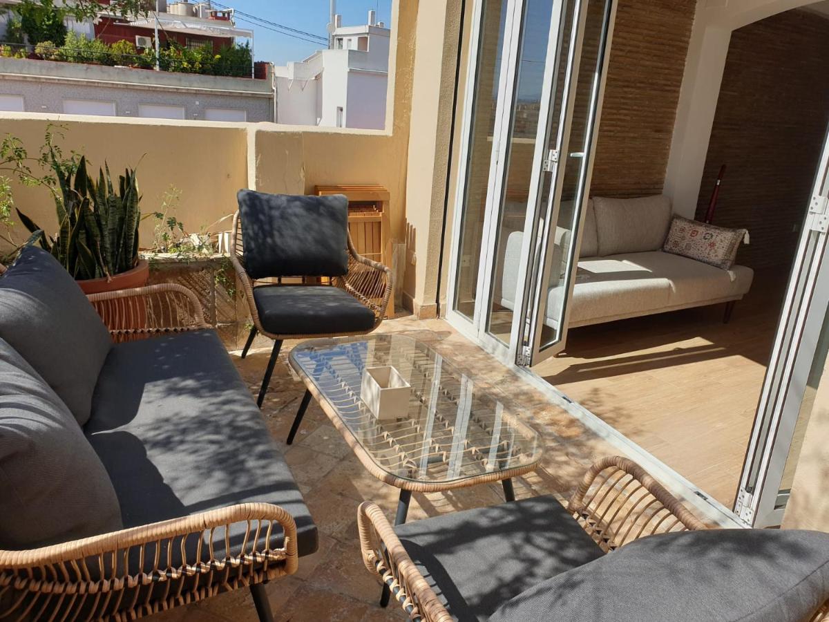 Increible atico con terraza en el centro de Valencia - B&B