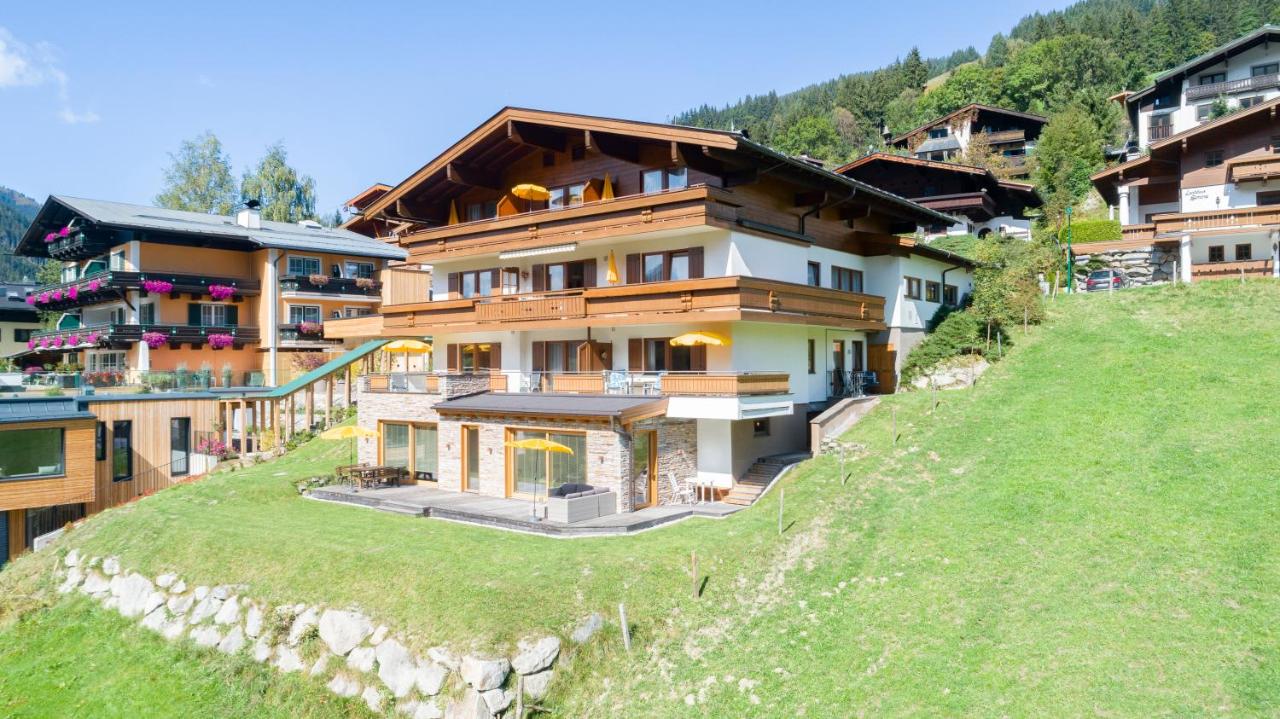 B&B Saalbach - Appartement Schöne Aussicht - Bed and Breakfast Saalbach