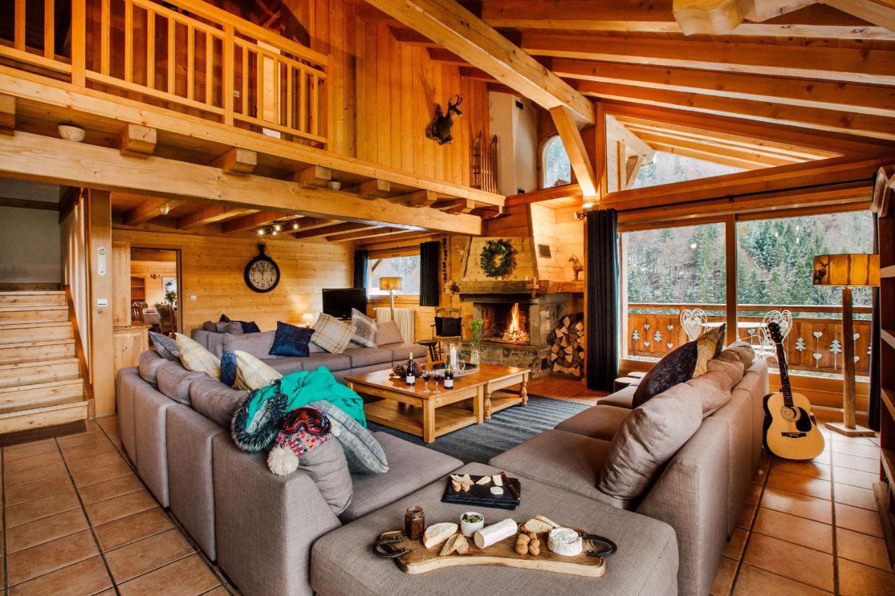 Ferme A Jules - Stunning Farmhouse sleeps up to 26 - B&B Montriond
