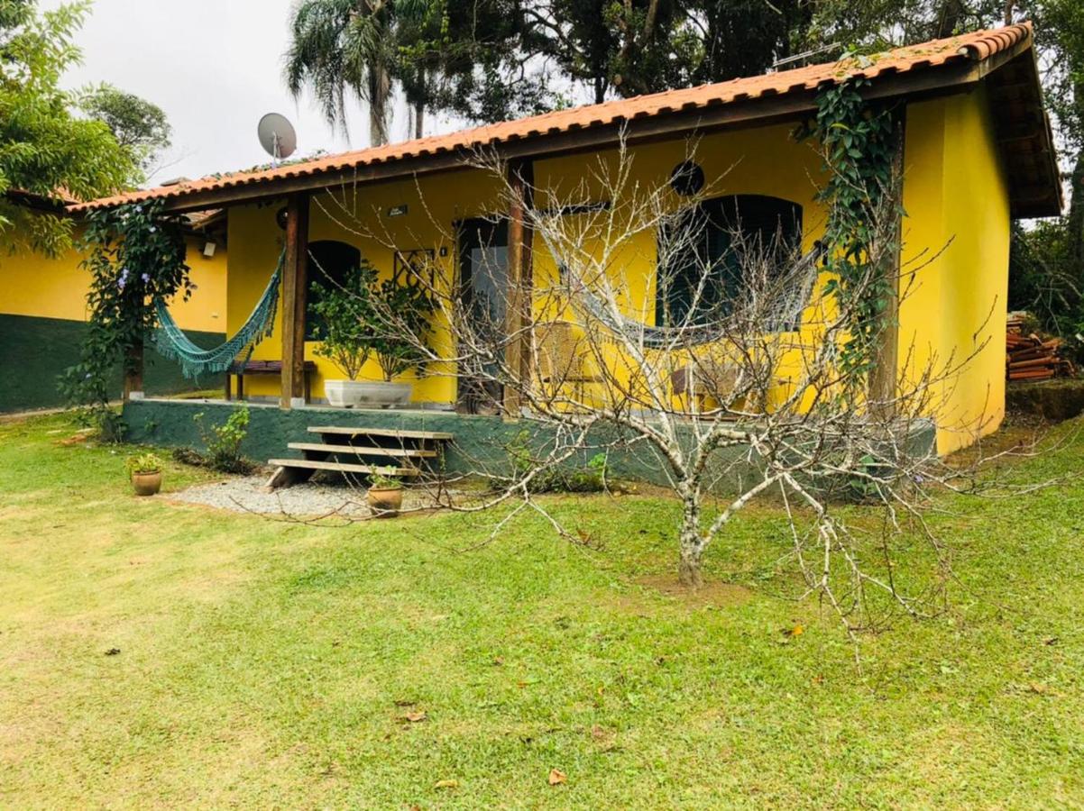 Queen Suite with Pool View