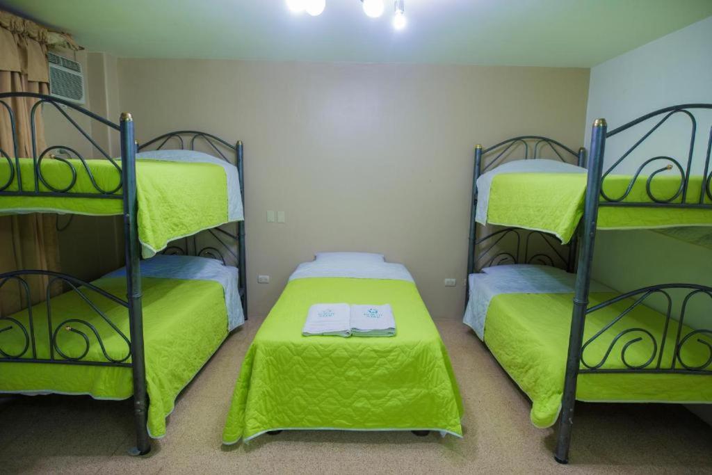Mixed Dormitory Room