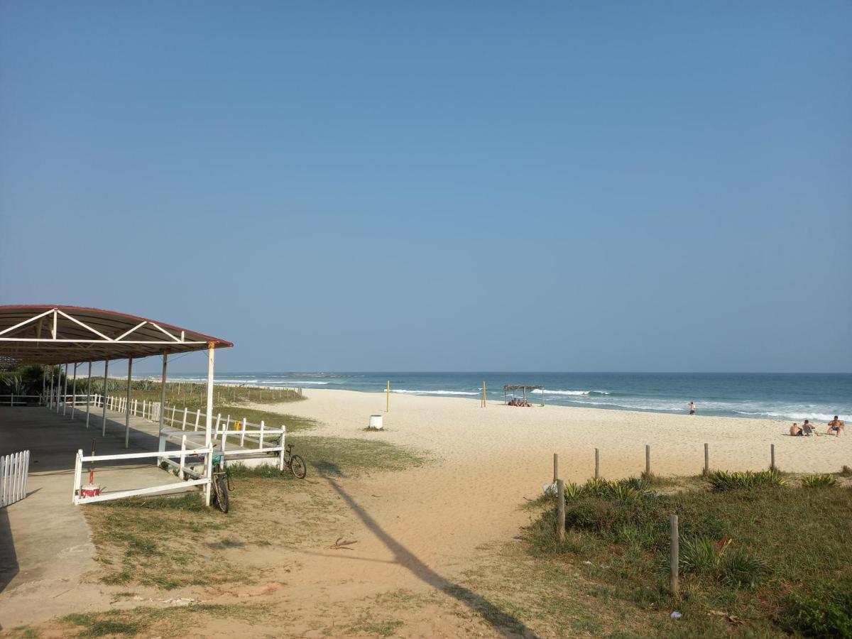 Apto de 2 quartos vista pro mar de Itaúna - Ferienwohnung
