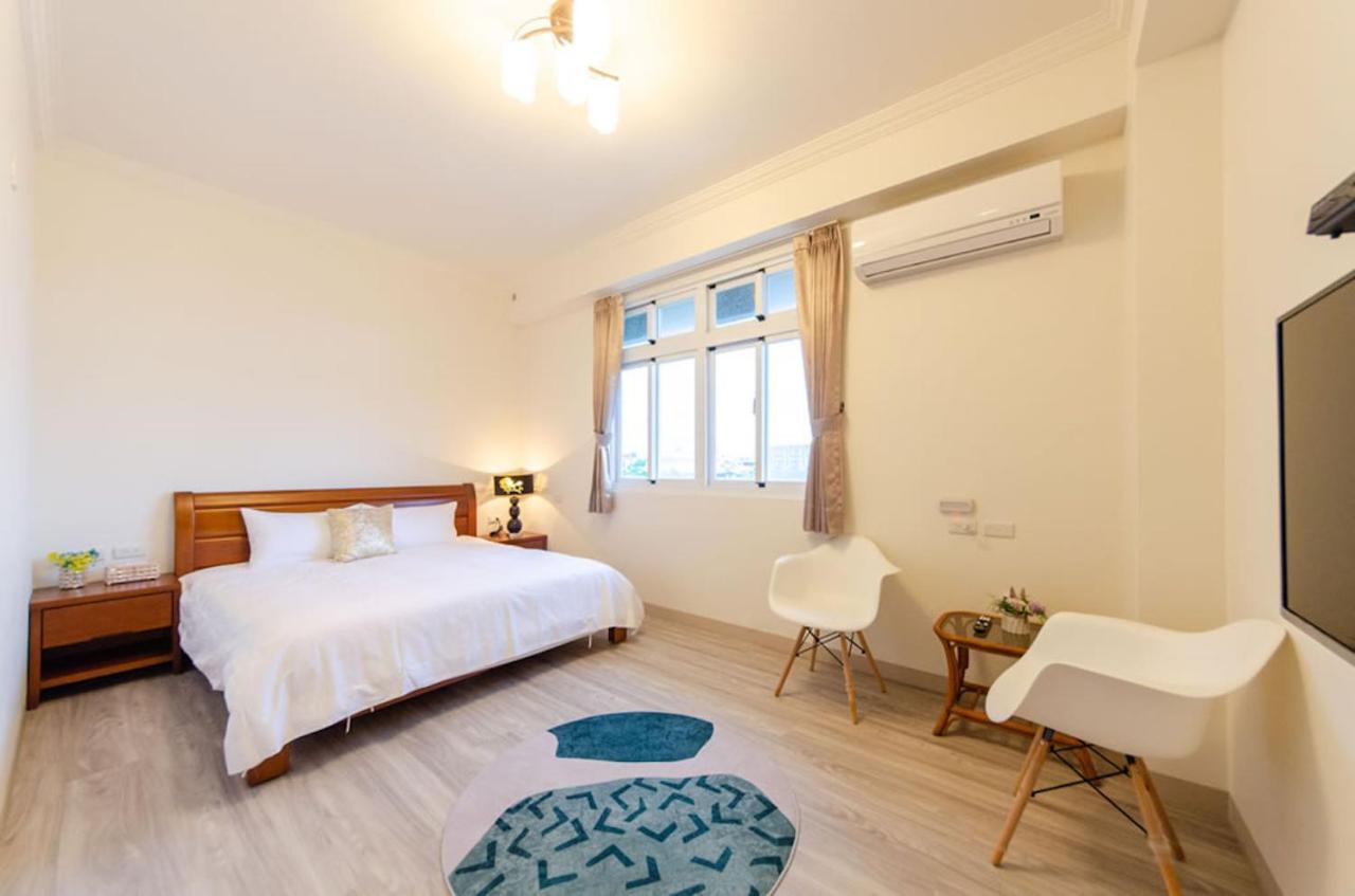 Deluxe Double Room with Shower