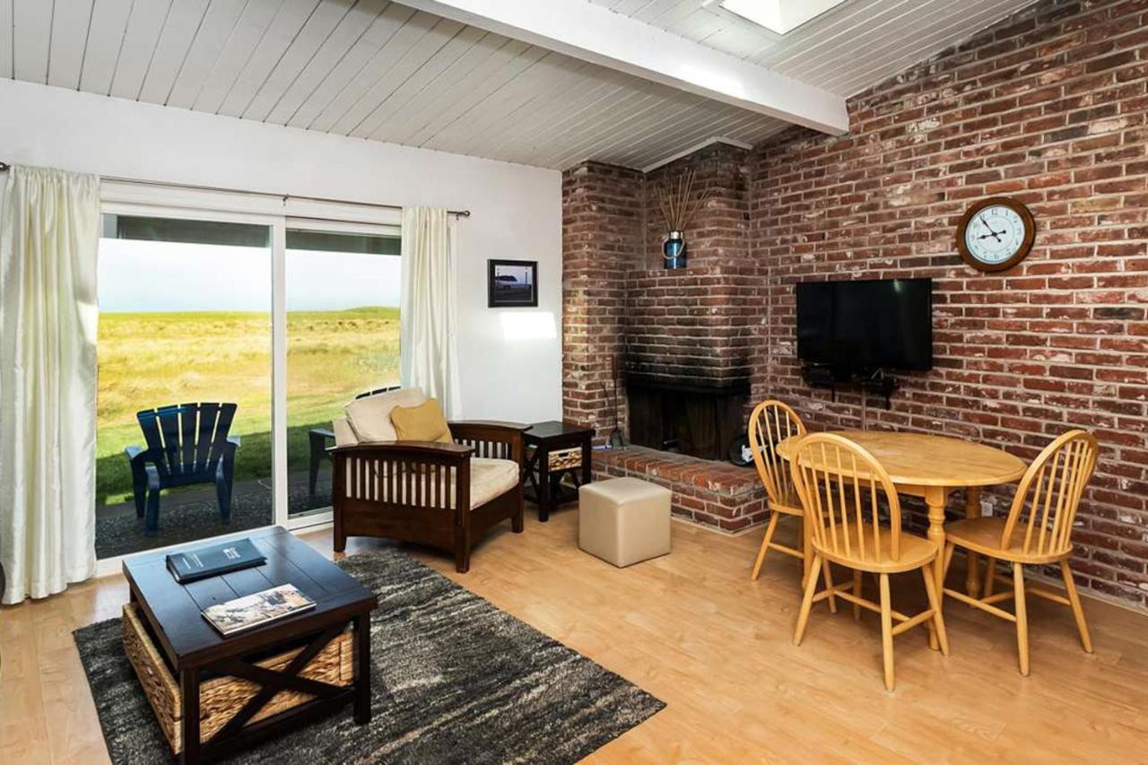 Cottage by the Sea - Ferienwohnung