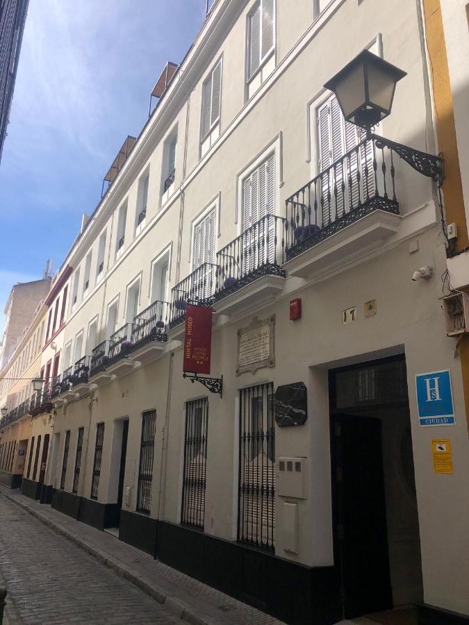 Hostal Hom Museo - B&B