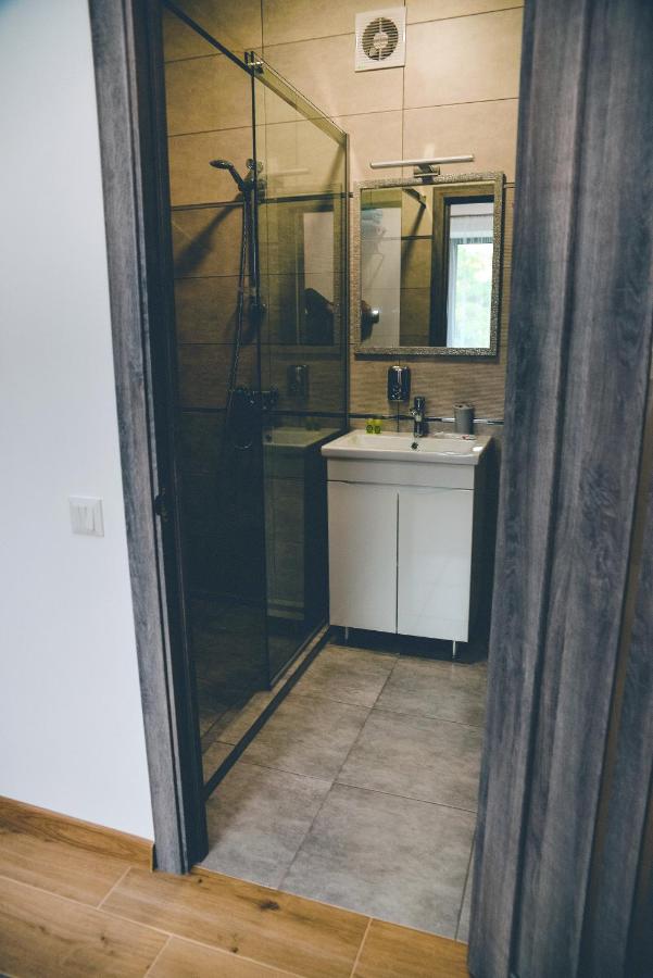 Four Rooms Apartments - B&B