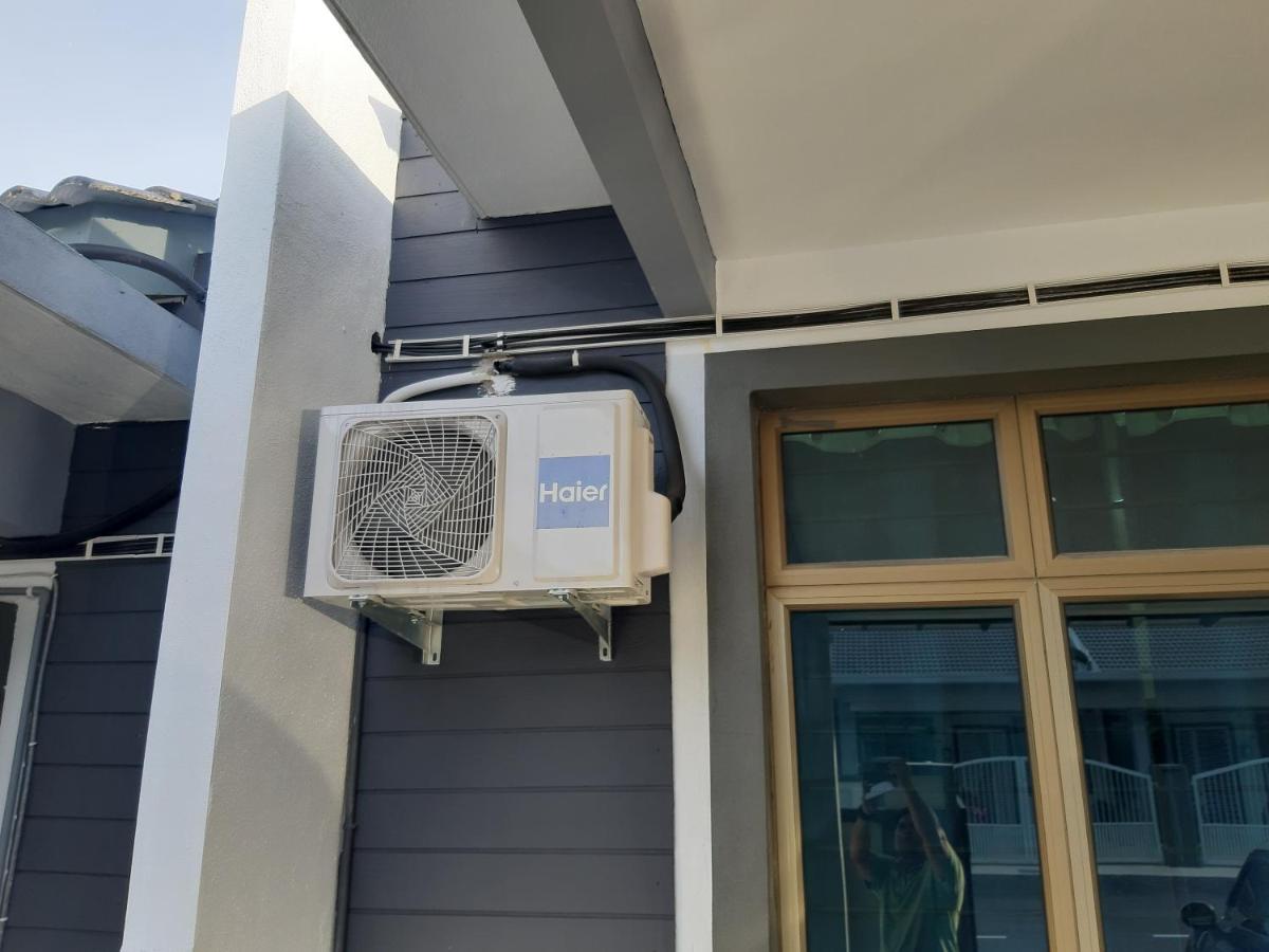 Rumah Armand Melaka 4BR Fully Aircond - B&B