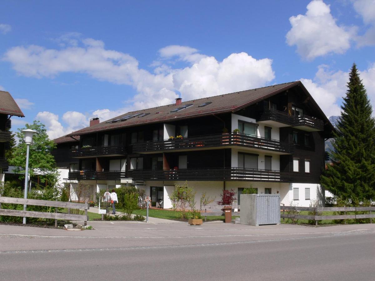 Ferienwohnung Am Goldbach Pool Sauna - B&B Obermaiselstein