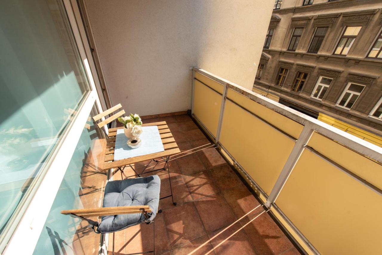 Vienna Lights Apartments - Burggasse - Ferienwohnung Wien