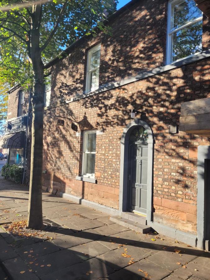Carlisle City Centre, Cute Victorian House. - B&B