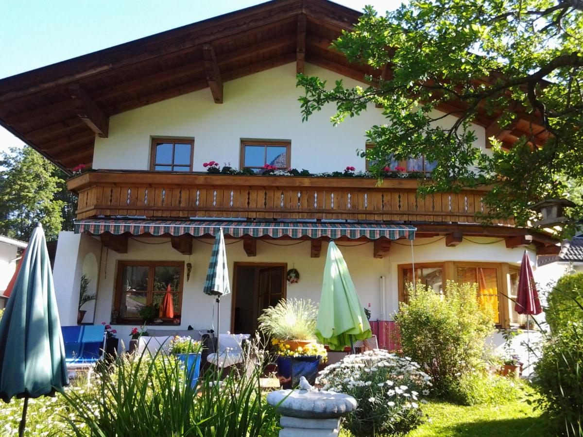 Ferienwohnungen Obex - B&B Mieders