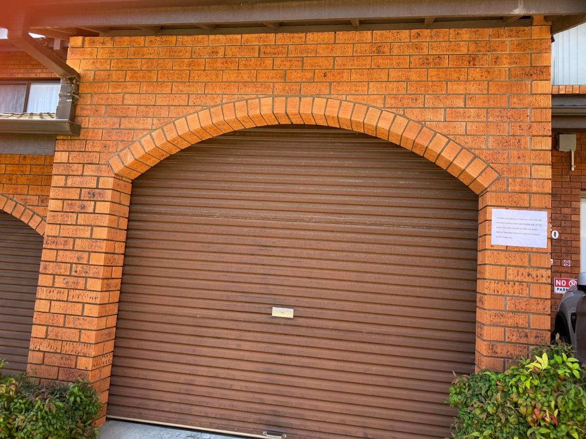 Quiet family Townhouse in Wollongong CBD - Chambres d’hôtes