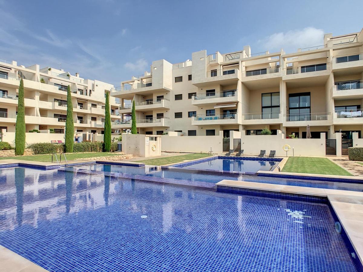 Jardines de Montesolana Penthouse - 2110 - B&B