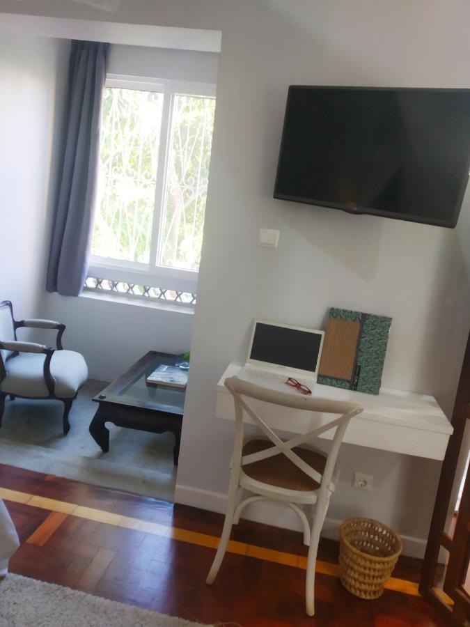 Deluxe Double Room with Extra Bed