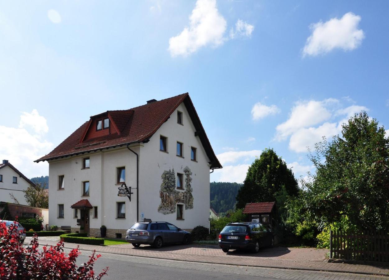 B&B Schleid - Landhotel Zur Pferdetränke - Bed and Breakfast Schleid