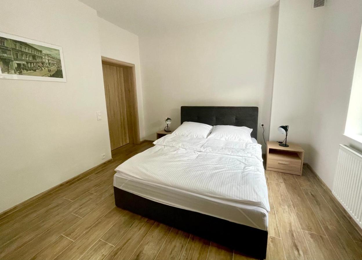 APARTAMENTY SOKOLA blisko Szpital im M Kopernika, Orientarium ZOO, Atlas Arena, EC1, Mandoria - Chambres d'hôtes Łódź