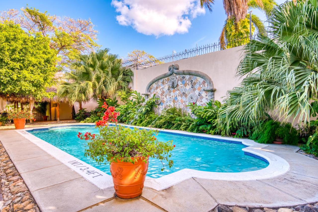Pet Friendly Los Robles Charming Colonial Boutique Hotel