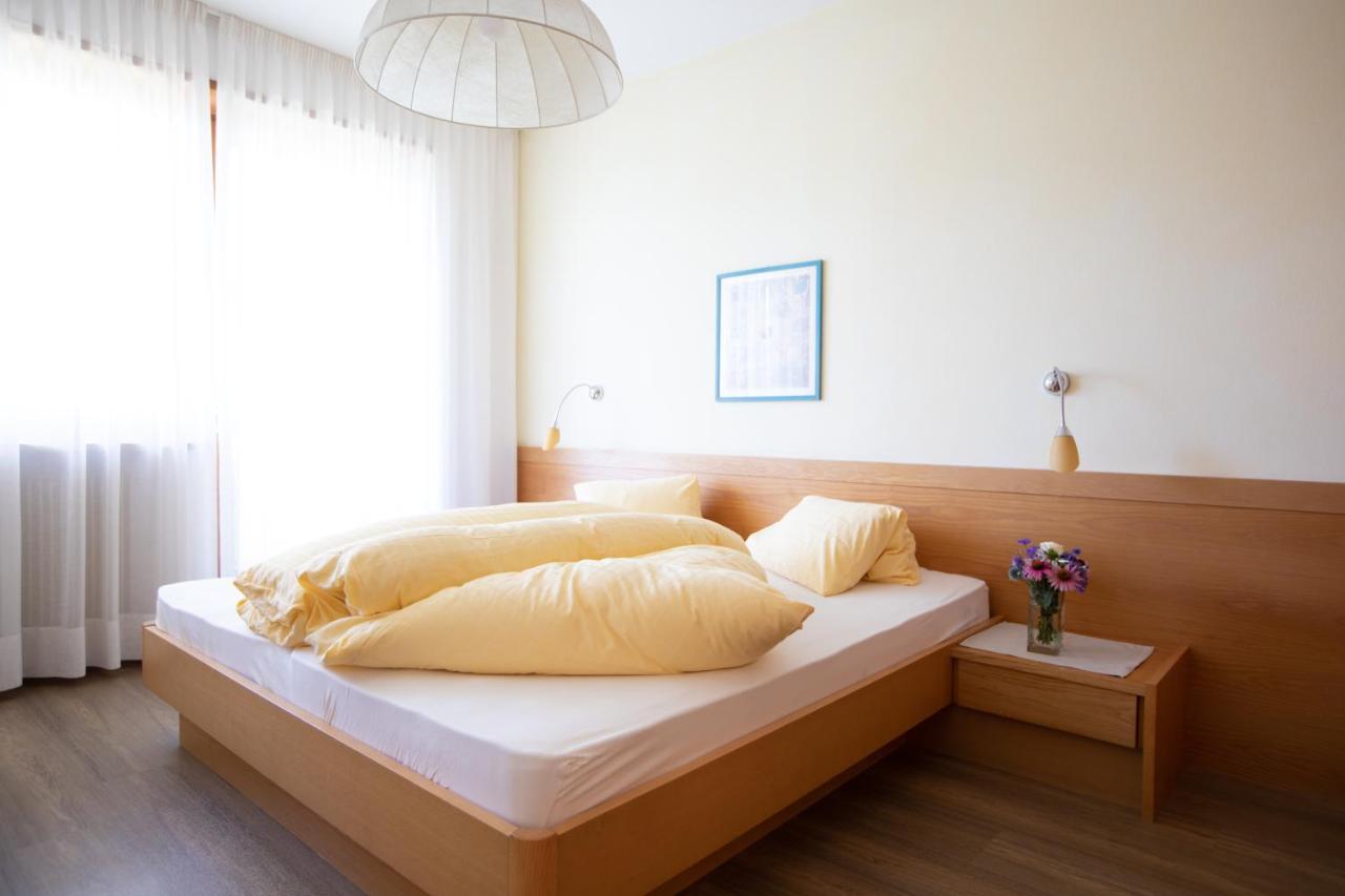 Apartment mit Balkon
