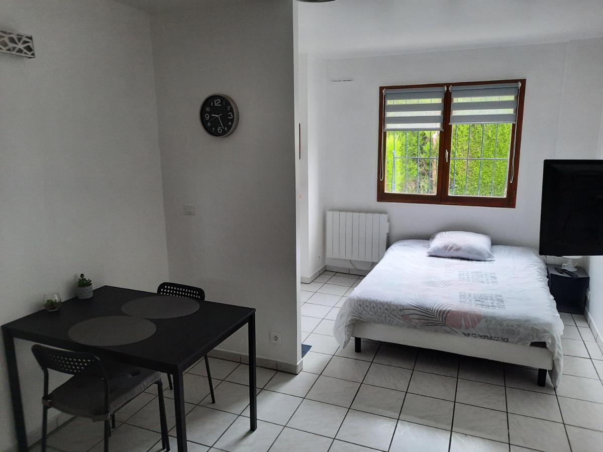 B&B Maubeuge - Proximite zone industrielle ,WIFI Netflix, Tout confort - Bed and Breakfast Maubeuge