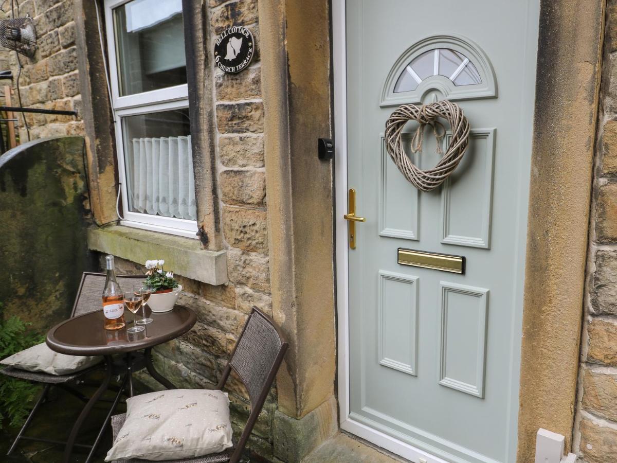 B&B Holmfirth - Bell Cottage - Bed and Breakfast Holmfirth