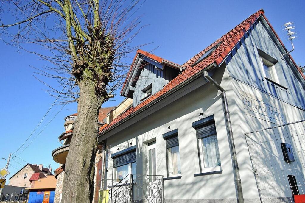 Semi-detached house in Stepnica for 7 persons - Chambres d’hôtes