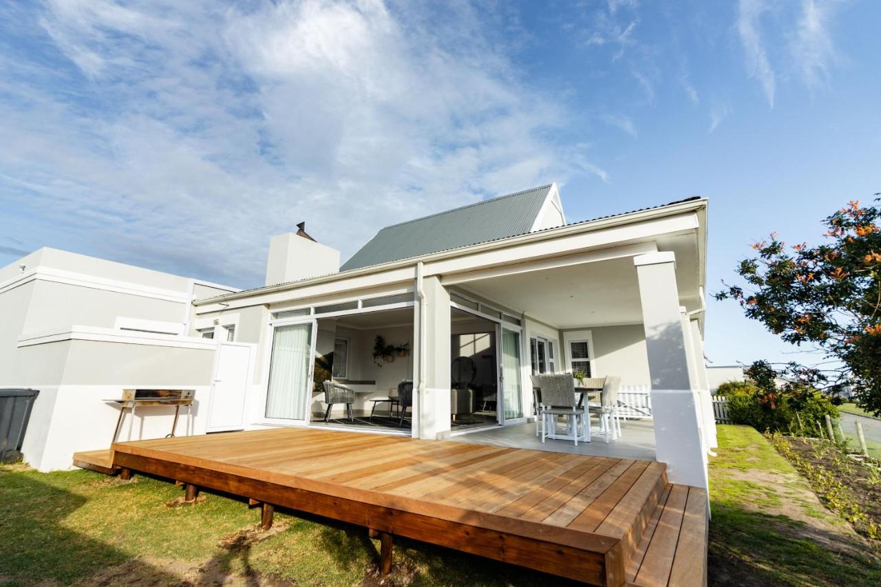 Kingswood Hamlet No 5 - Ferienwohnung George