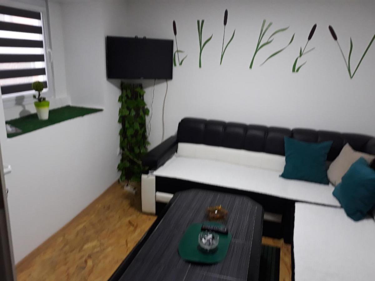 Apartman Sara - B&B