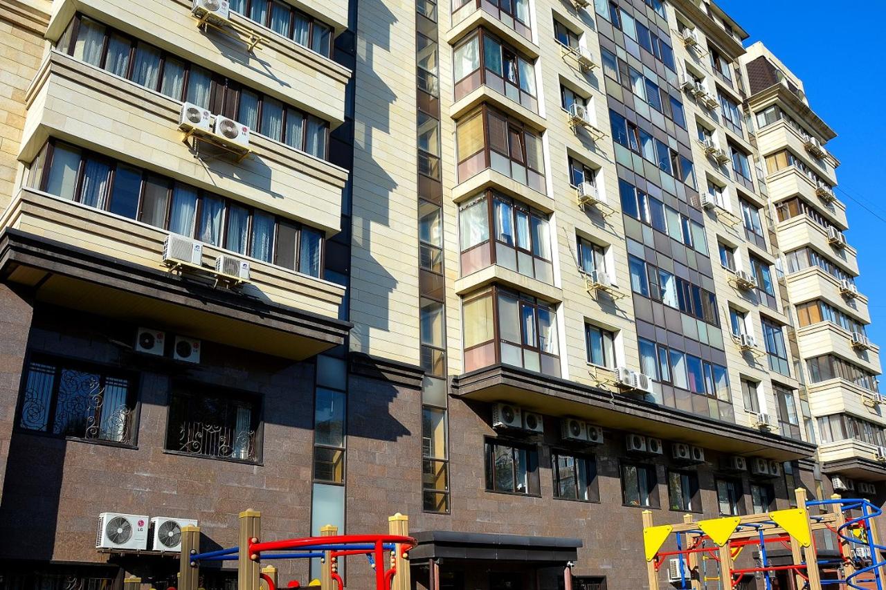 Уютная 2-комнатная квартира в центре г. Алматы - Chambres d’hôtes
