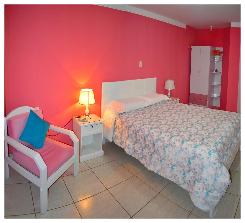 Chambre Double avec Salle de Bains Commune