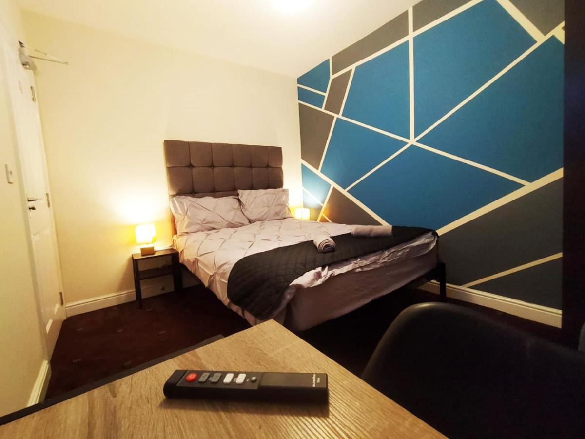Double Room with Shared Bathroom