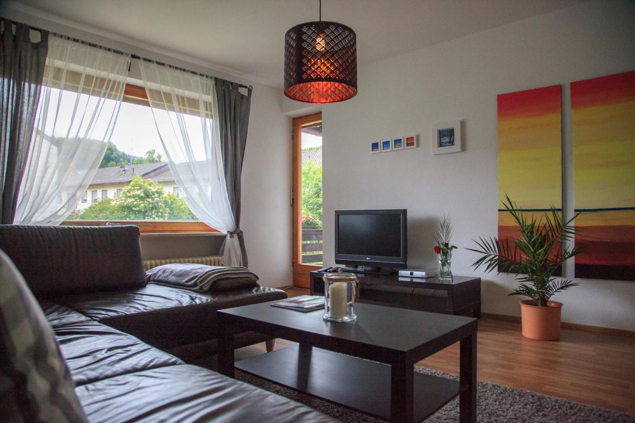 Apartment mit Balkon