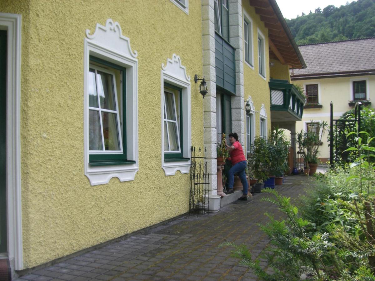 Pension Landhaus Ingrid B&B - B&B