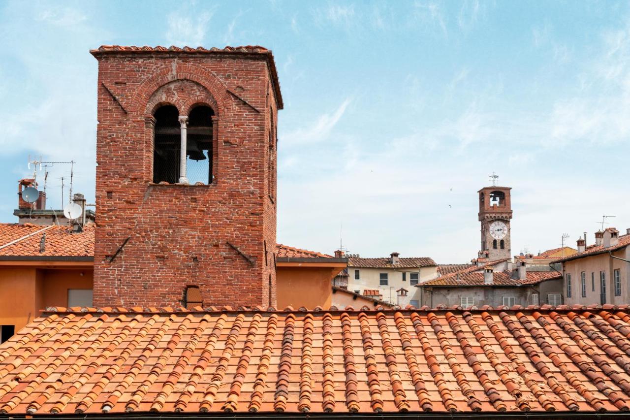 Luxury Flat in Town - Lucca City Center - Bed and Breakfast