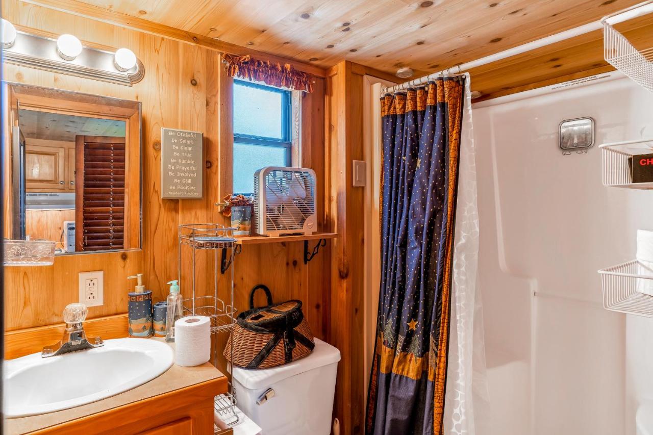 Echo Lake Family Fun - Bed and Breakfast Bigfork