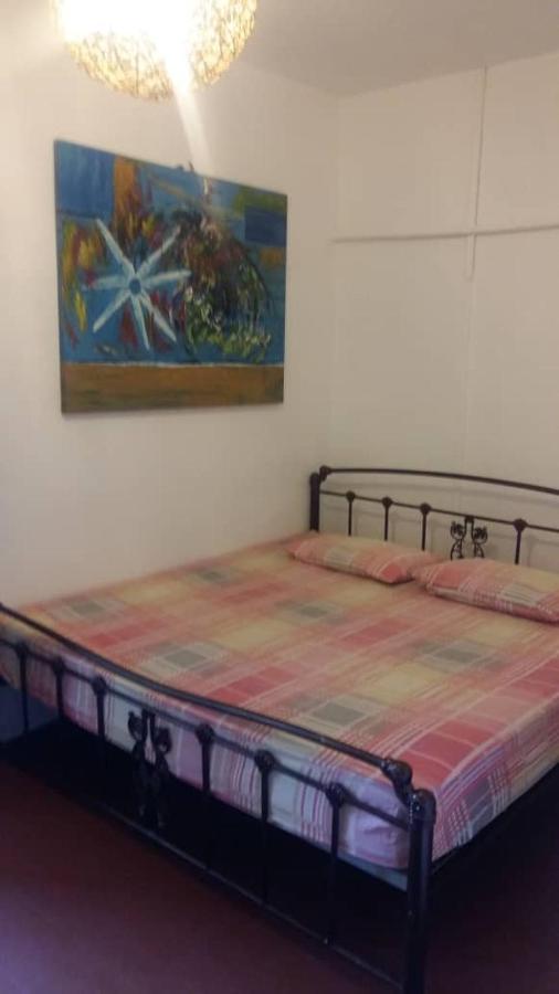 Camera Familiare con Bagno in Comune