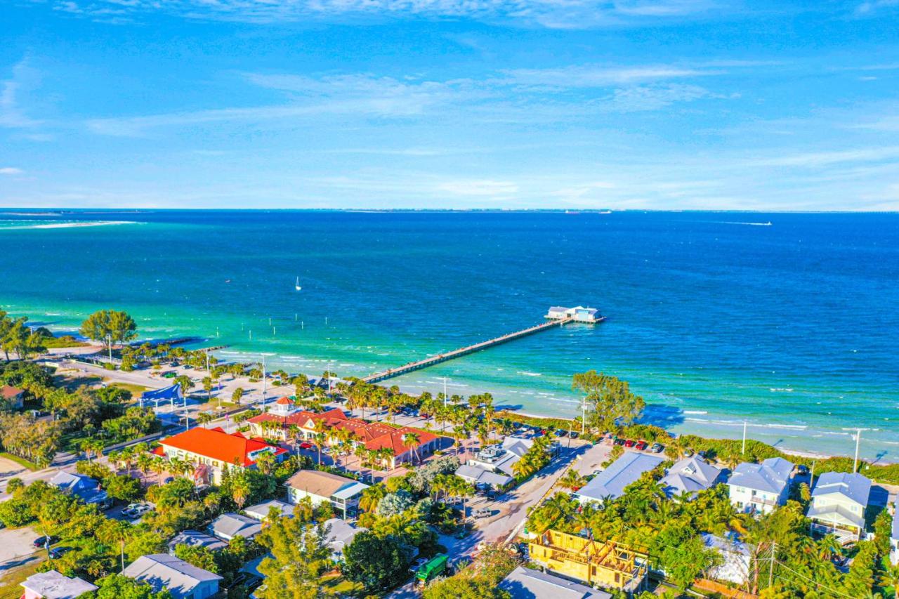 Four bedroom holiday home