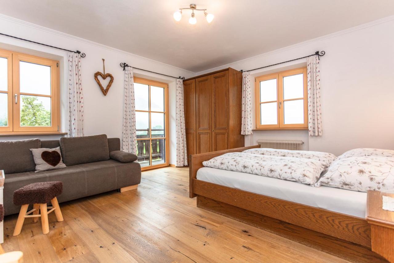 Appartamento con 2 Camere da Letto e Balcone