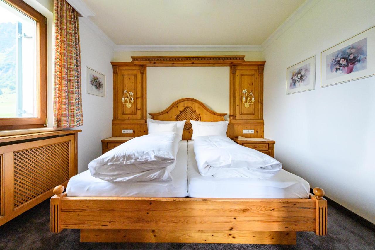 Single Room with Bathroom