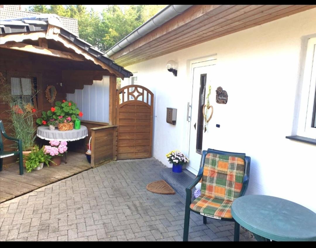 B&B Balve - Ferienwohnung mit Terrasse für bis zu 4 Personen - Bed and Breakfast Balve