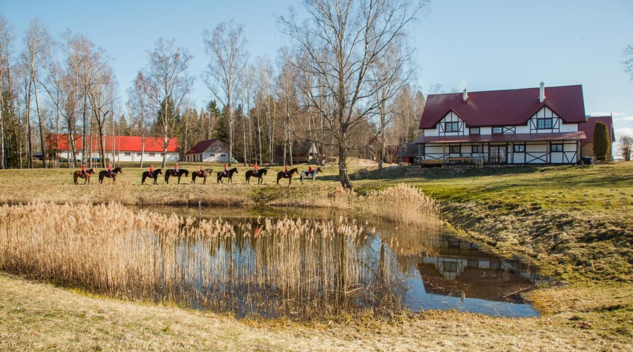 B&B Kaplava - Zirgu sēta "Klajumi" - Horse ranch "Klajumi" - Bed and Breakfast Kaplava