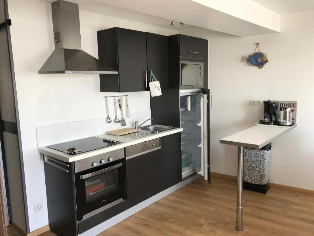 One-Bedroom Apartment with Balcony