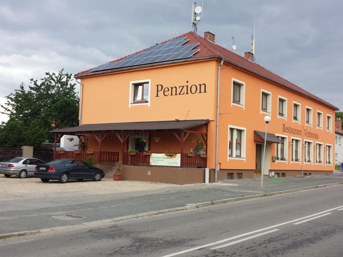 Penzion Vintrovna - B&B Popůvky