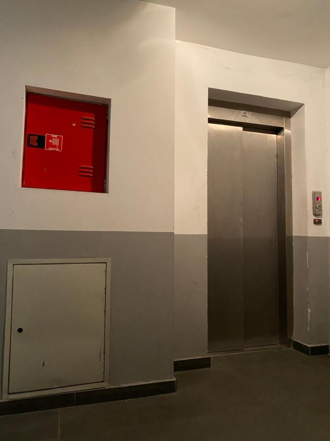 Capital Apartment Prishtina - Bed and Breakfast