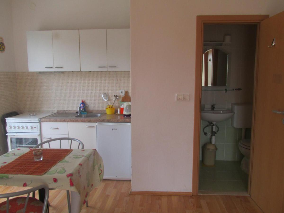 Studio met Balkon (3 Volwassenen)
