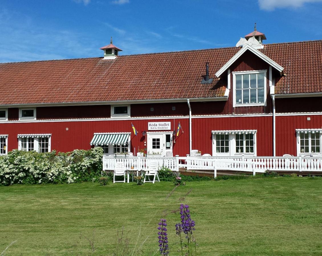 Röda Stallet Bed & Breakfast - Chambres d’hôtes