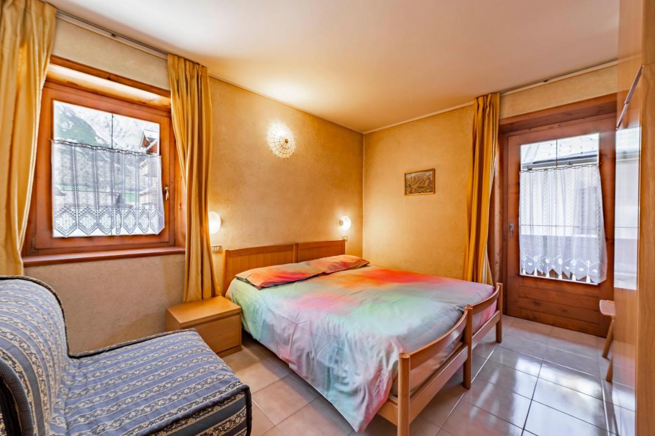 Two-Bedroom Apartment (5 Adults)