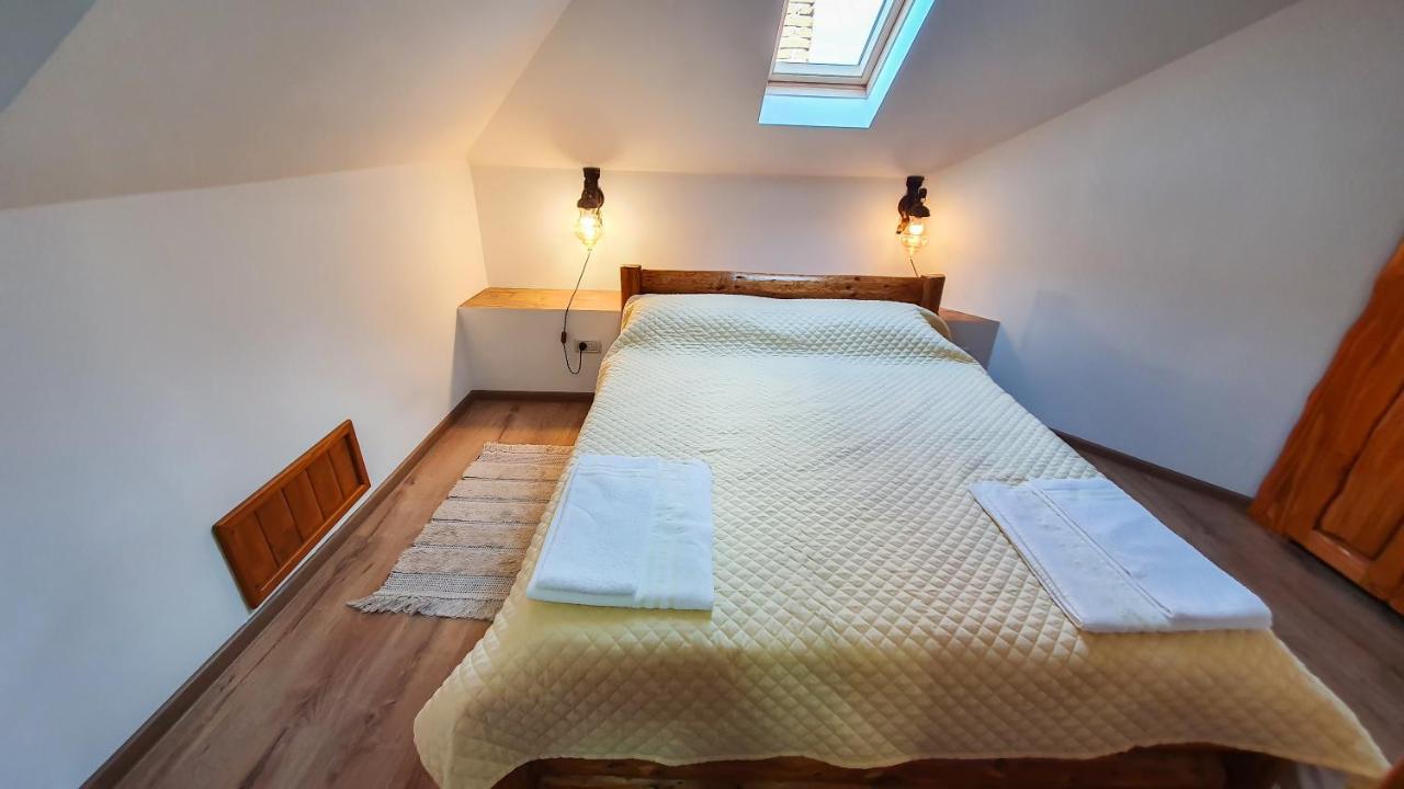 Camera Matrimoniale con Bagno Privato