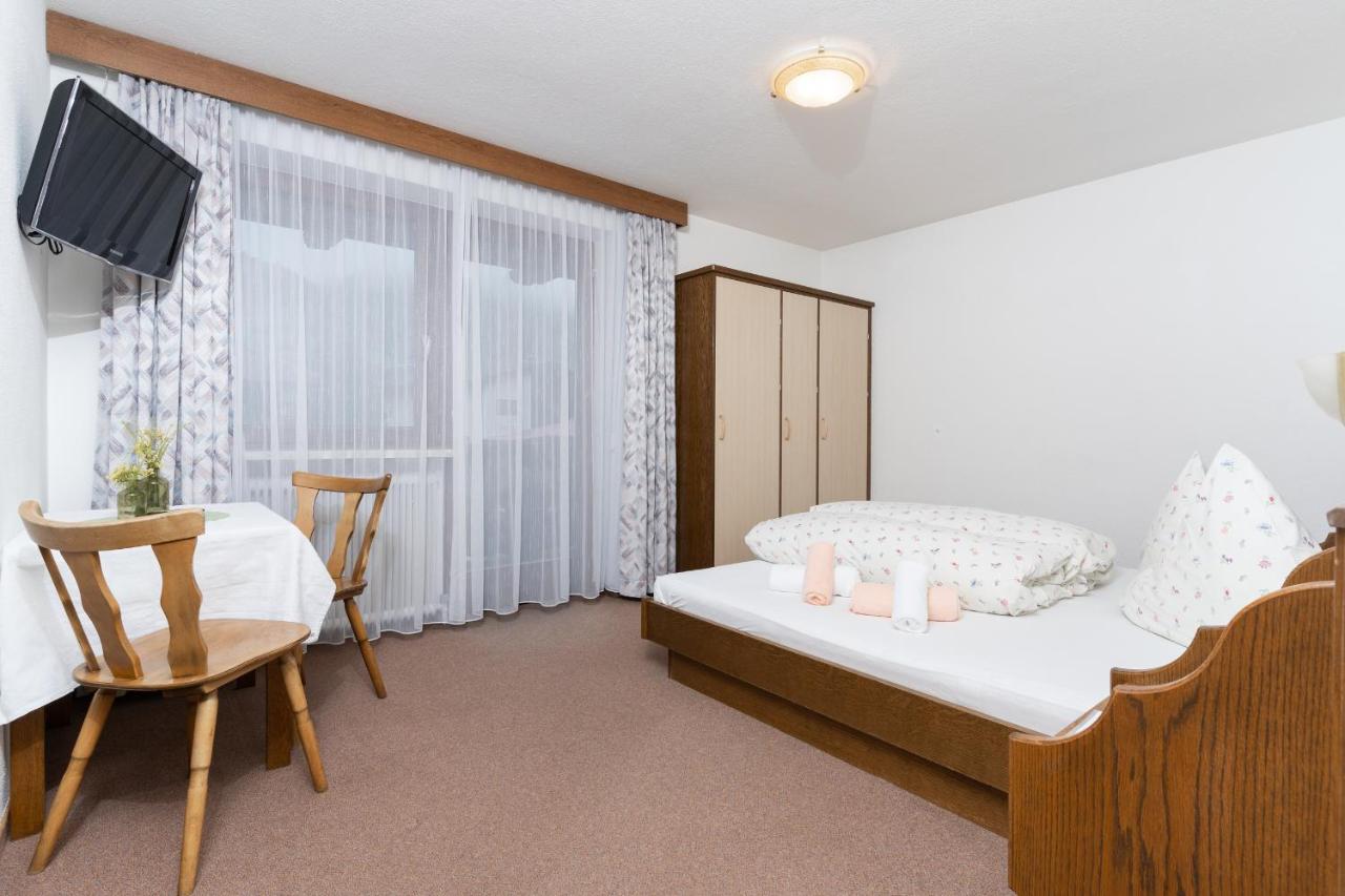 Two-Bedroom Apartment with Balcony 1